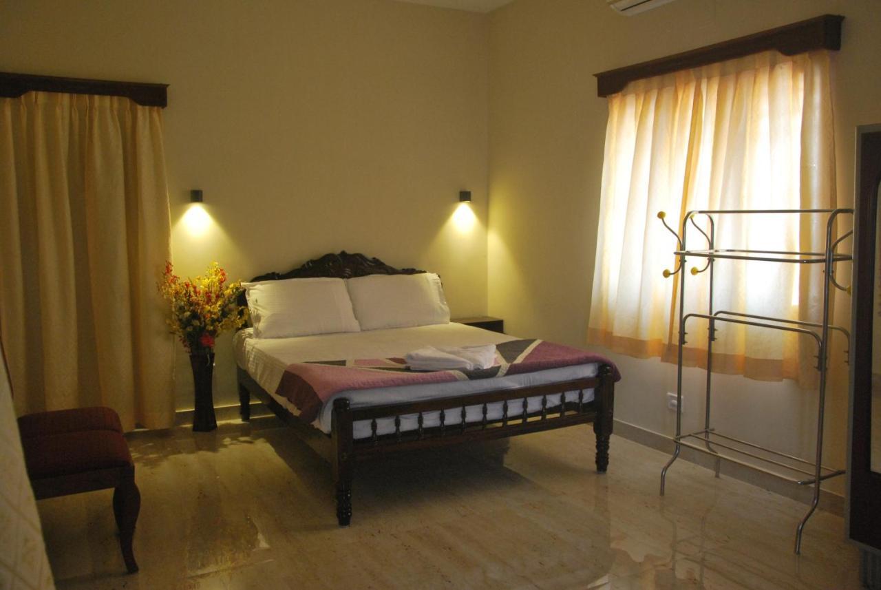 Bed and Breakfast Casa Feliz Fort Kochi Zewnętrze zdjęcie