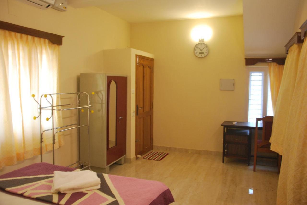 Bed and Breakfast Casa Feliz Fort Kochi Zewnętrze zdjęcie