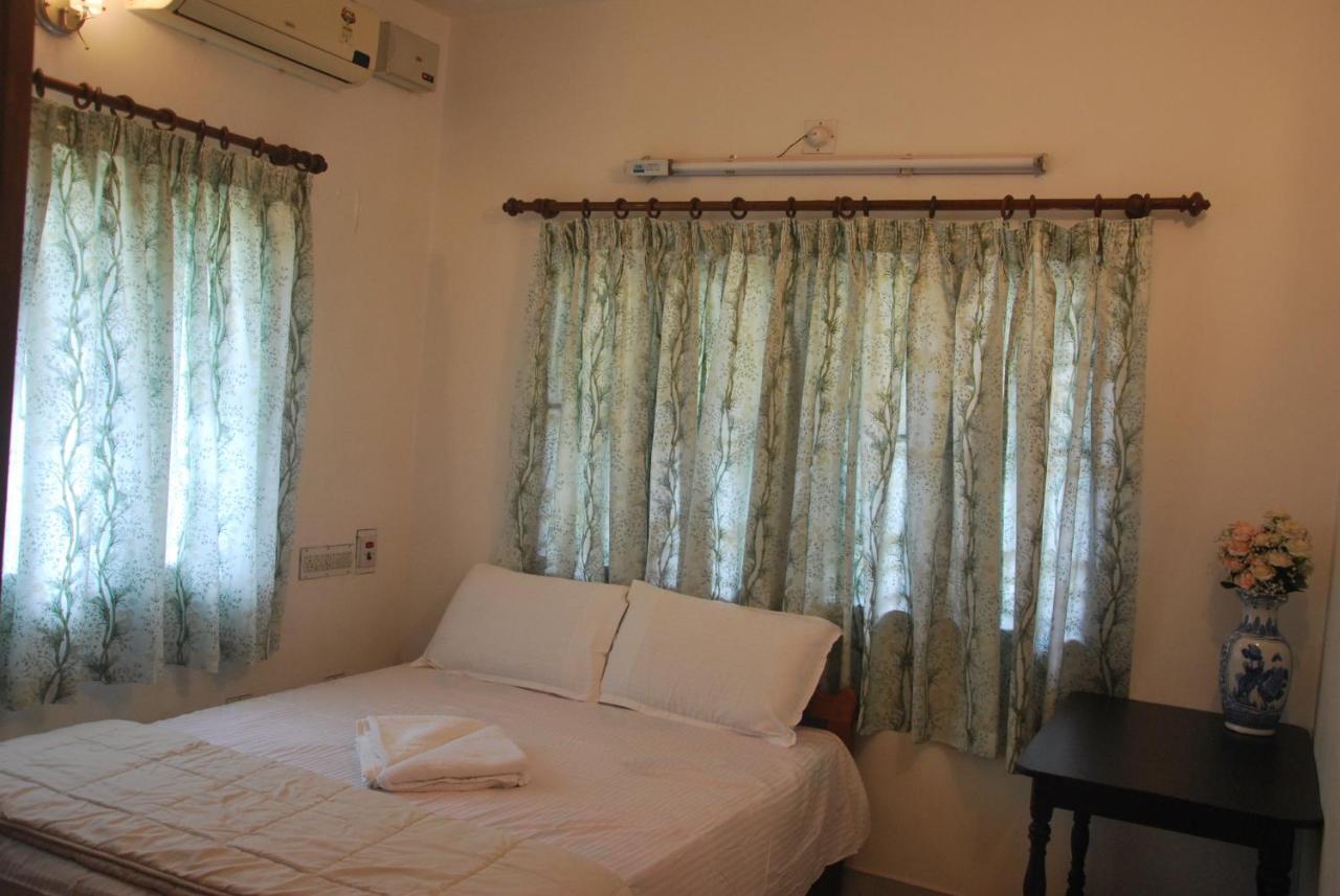 Bed and Breakfast Casa Feliz Fort Kochi Zewnętrze zdjęcie
