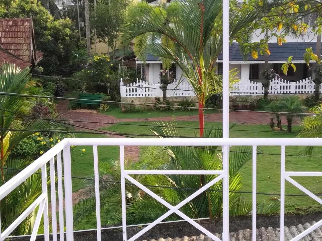 Bed and Breakfast Casa Feliz Fort Kochi Zewnętrze zdjęcie